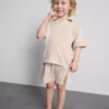 1,5–9 år | Set med randig skjorta och shorts