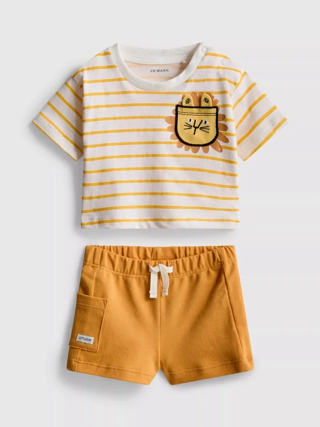 0–36 månader | Set med boxig T-shirt och shorts