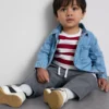 0–36 månader | Set med långärmad t-shirt, byxor och jeansskjorta