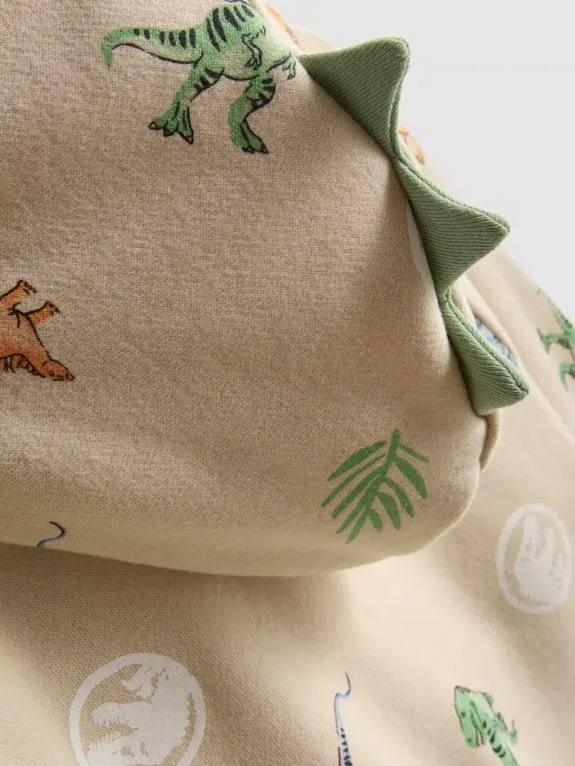 0–36 månader | Set med T-shirt, hoodie och mjukisbyxor med Jurassic World-motiv