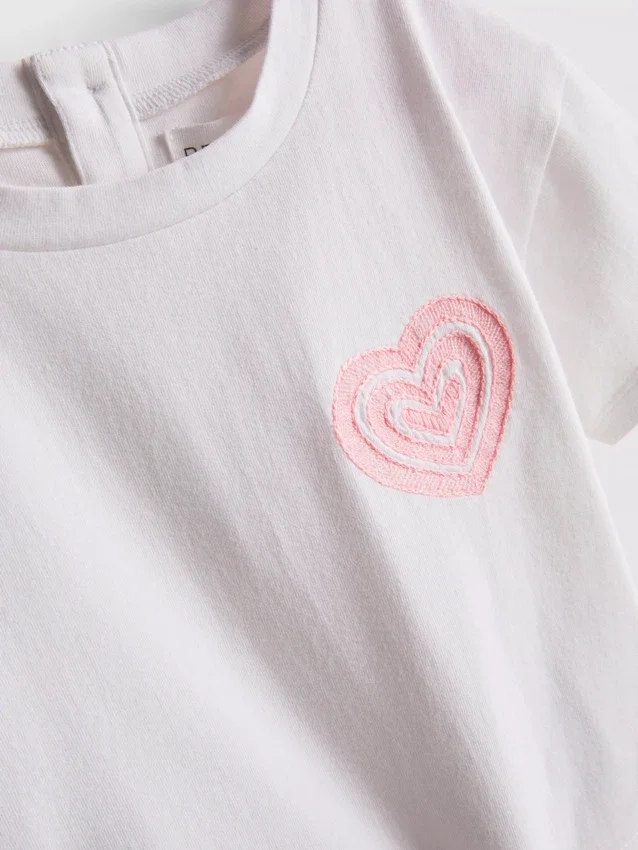 0–36 månader | Set med T-shirt och byxor med hjärtficka