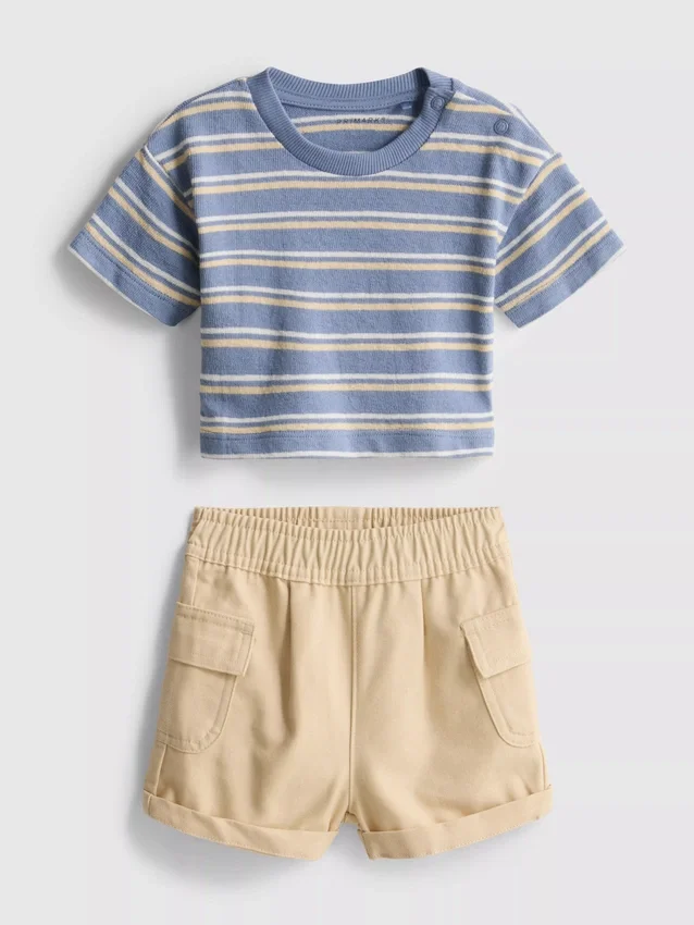 0–36 månader | Set med T-shirt och cargoshorts