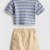 0–36 månader | Set med T-shirt och cargoshorts