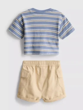 0–36 månader | Set med T-shirt och cargoshorts