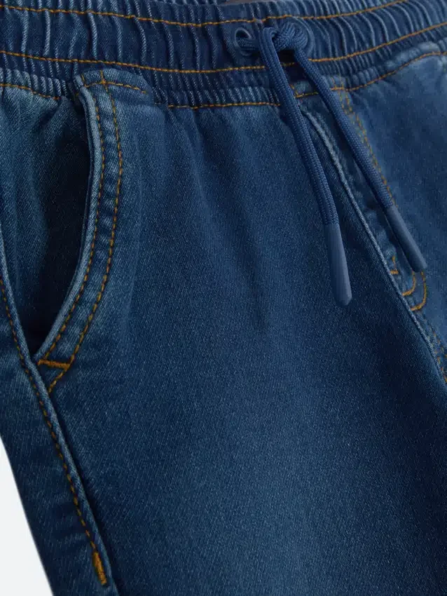 1,5–7 år | Jeans med uppvikt benslut