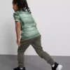 1,5–7 år | T-shirt i aktivt nätmaterial