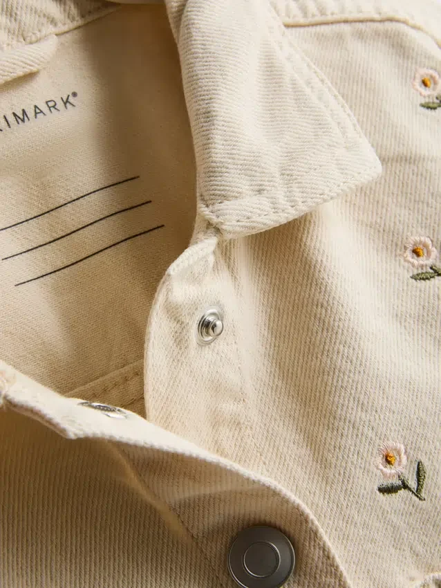 1,5–8 år | blomsterbroderad denimjacka