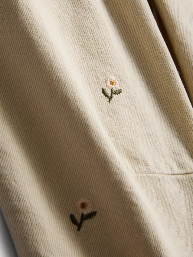1,5–8 år | blomsterbroderade paperbag-Jeans