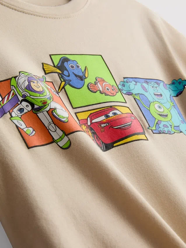 1,5–8 år | T-shirt med figurer från Disney Pixar