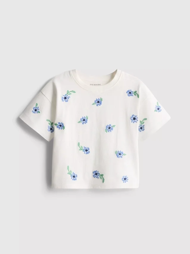 1,5–8 år | T-shirt med korsstygnsmotiv