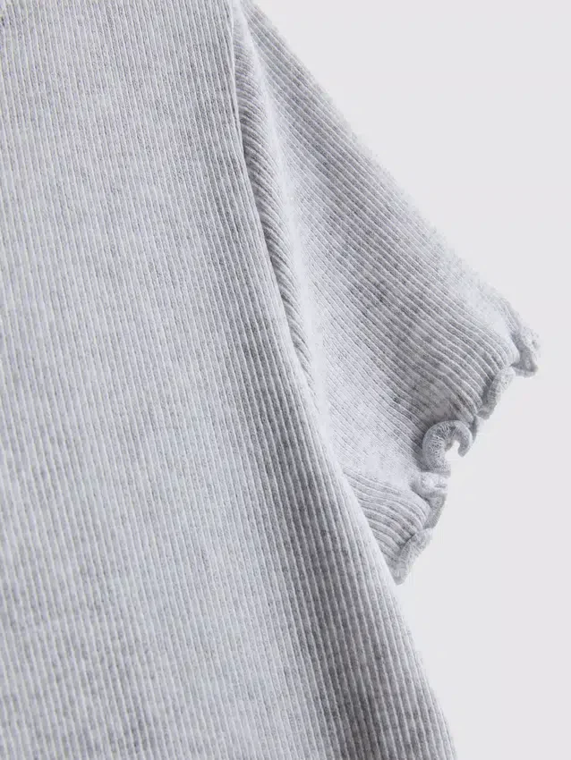 1,5–8 år | T-shirt med ribbad kant