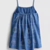 1,5–9 år | broderad cami-klänning i chambray