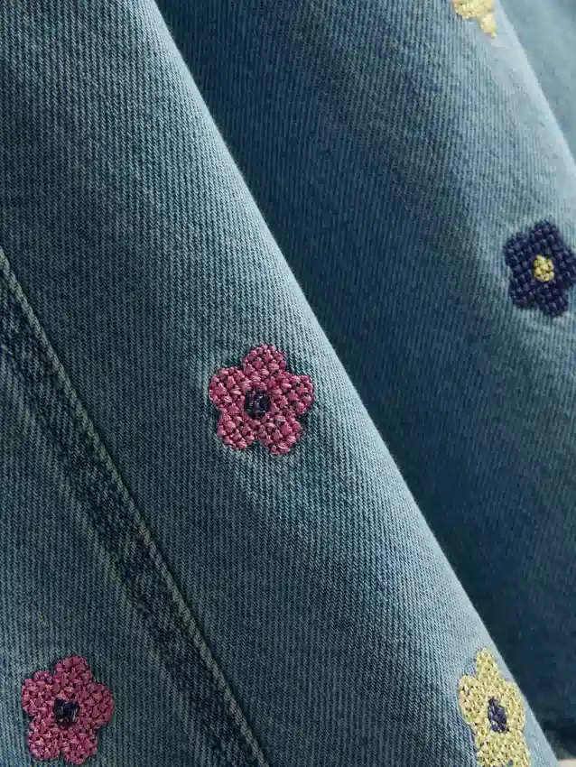 1,5–9 år | broderad denimklänning
