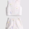 1,5–9 år | broderat set med ärmlös skjorta och shorts