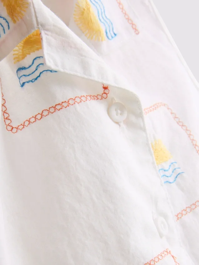 1,5–9 år | broderat set med ärmlös skjorta och shorts