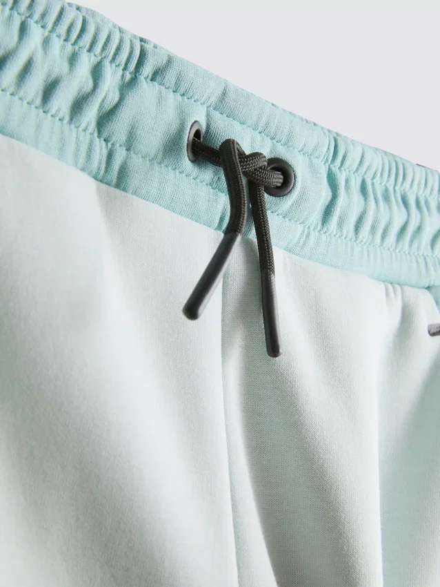 1,5–9 år | limmade träningsshorts