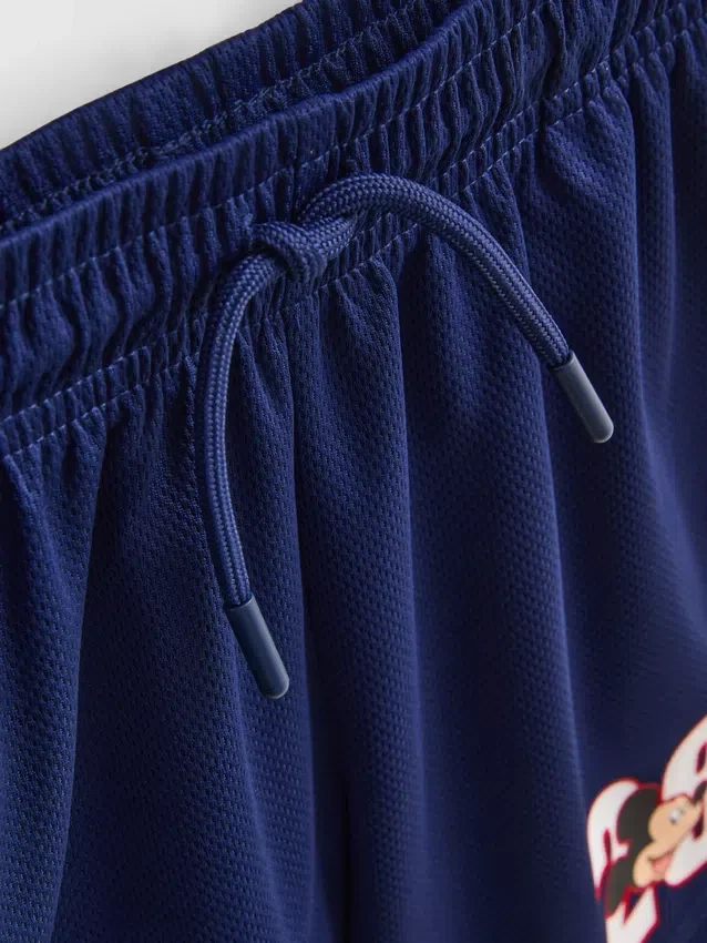 1,5–9 år | Set med T-shirt och Shorts med Disneys Minnie Mouse-fotbollsmotiv