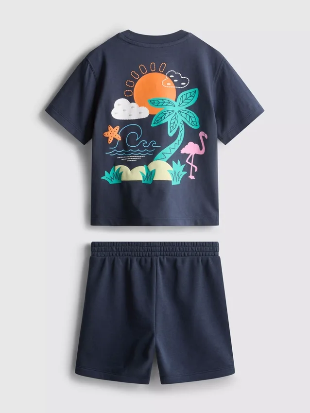 1,5–9 år | Set med T-shirt och shorts med tropiskt tryck