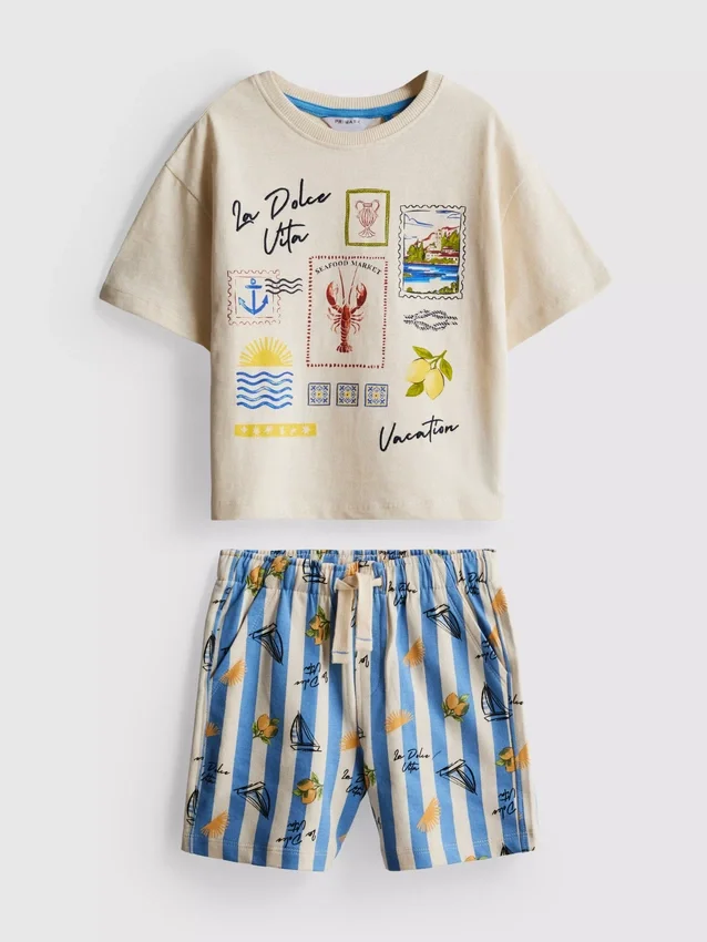 1–9 år | Dolce Vita-set med T-shirt och shorts med tryck
