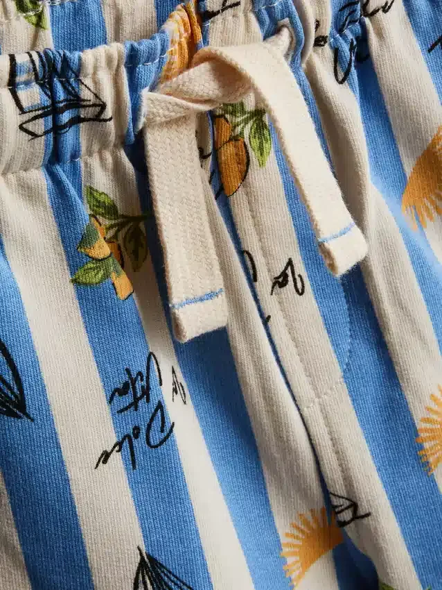 1–9 år | Dolce Vita-set med T-shirt och shorts med tryck