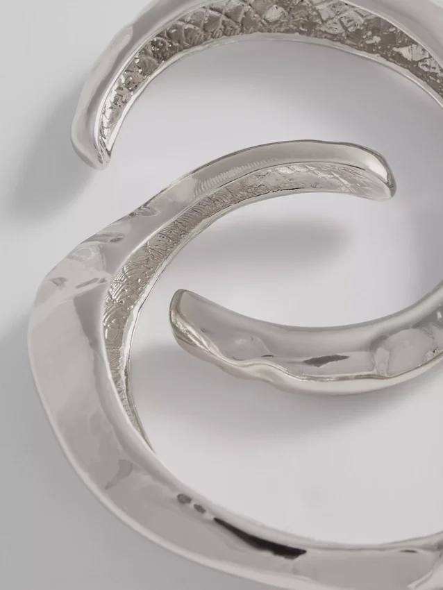 2-pack armband i smält metall