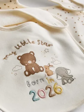2-pack ”Born in 2026”-haklappar