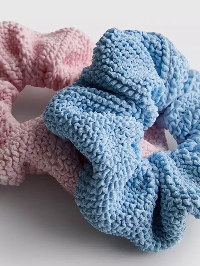 2-pack texturerade scrunchies