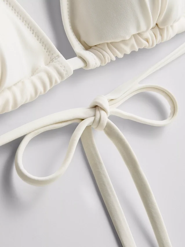 3D-blommig triangel-bikinitopp
