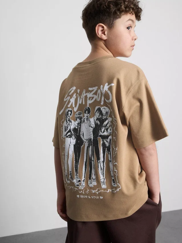 6–15 år | K-Pop Demon Hunters Saja Pojkar grafisk T-shirt