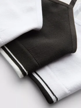 7–15 år | 3-pack ribbade korta toppar