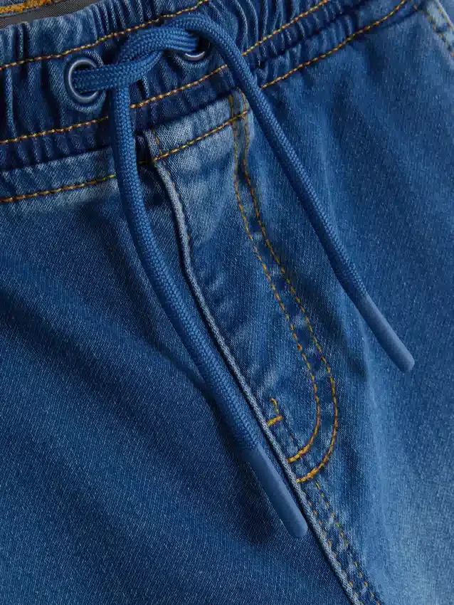 7–15 år | Jeans med uppvikt benslut