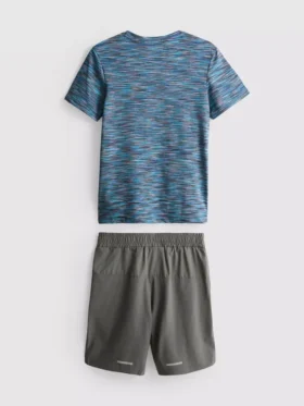 7–15 år | Set med aktiv T-shirt och shorts