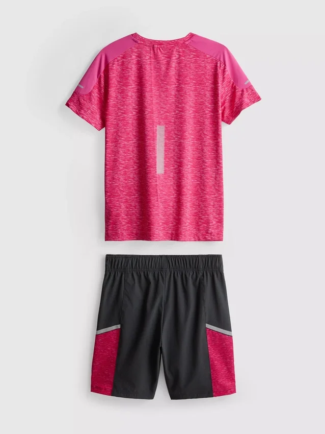7–15 år | Set med aktiv T-shirt och shorts