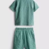 7–15 år | Set med kortärmad knäppskjorta och shorts i texturerat tyg