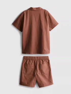7–15 år | Set med skjorta och shorts