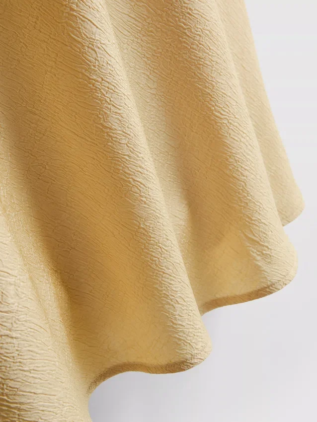 A-linjeformad maxikjol i satin