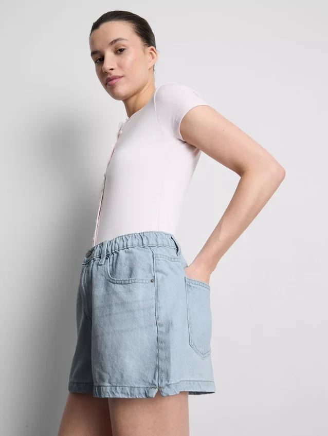 A-linjeformade shorts i bomullsdenim