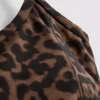 Aktiv kort topp med leopardmönster och racerback