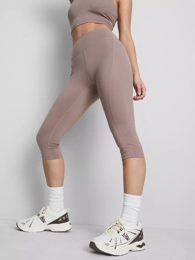 Aktiva capri-leggings med hög midja