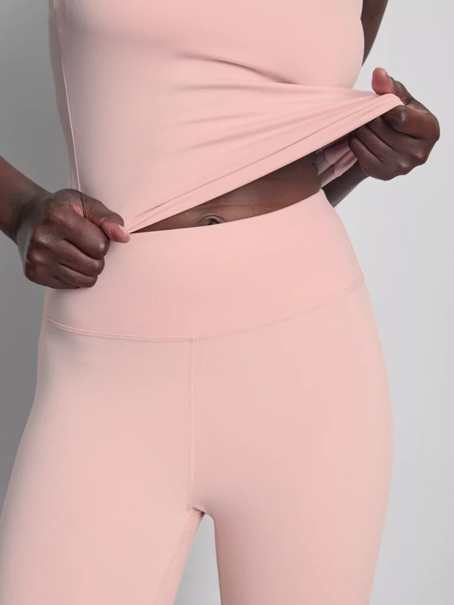 Aktiva leggings med hög midja och utsvängda ben
