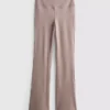 Aktiva leggings med hög midja och utsvängda ben
