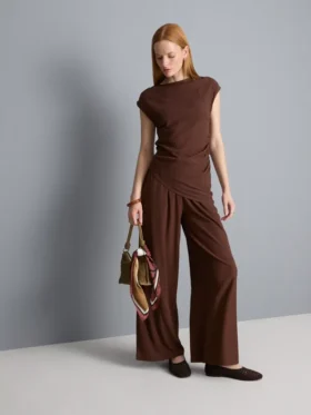 Asymmetrisk skrynklig topp