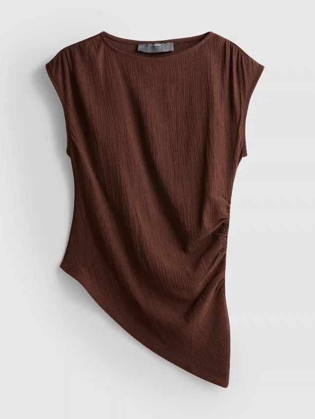 Asymmetrisk skrynklig topp