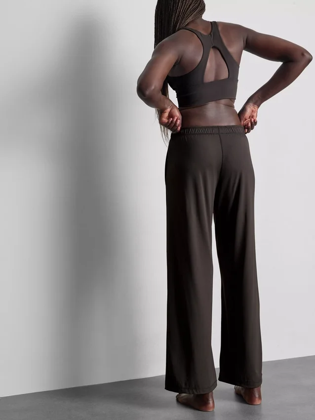 Athleisure-byxor med vida ben