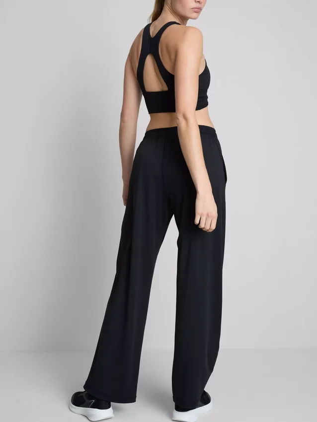 Athleisure-byxor med vida ben