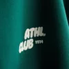 Avslappnad hoodie i sportklubbstil