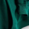 Avslappnad hoodie i sportklubbstil