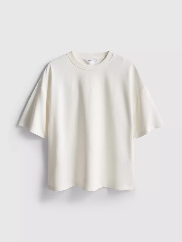 Avslappnad T-shirt med hög bomullsandel