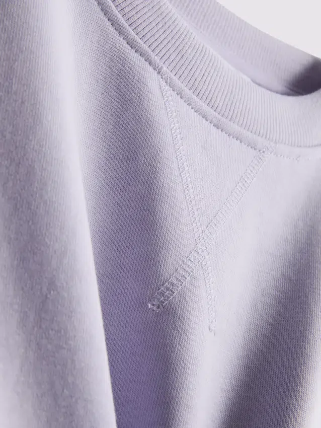 Avslappnad T-shirt med hög bomullsandel
