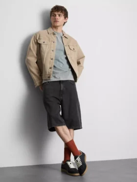 Avslappnade jeansshorts
